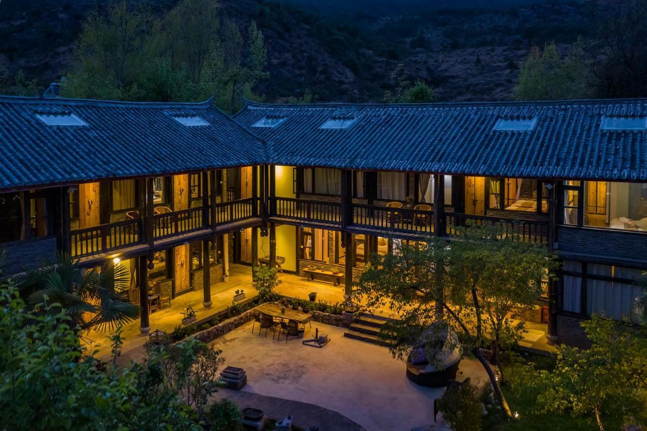 Adonis Inn Lijiang ลี่เจียง ภายนอก รูปภาพ
