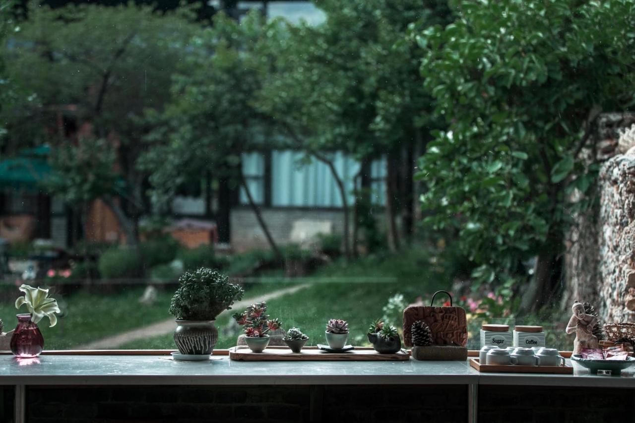 Adonis Inn Lijiang ลี่เจียง ภายนอก รูปภาพ